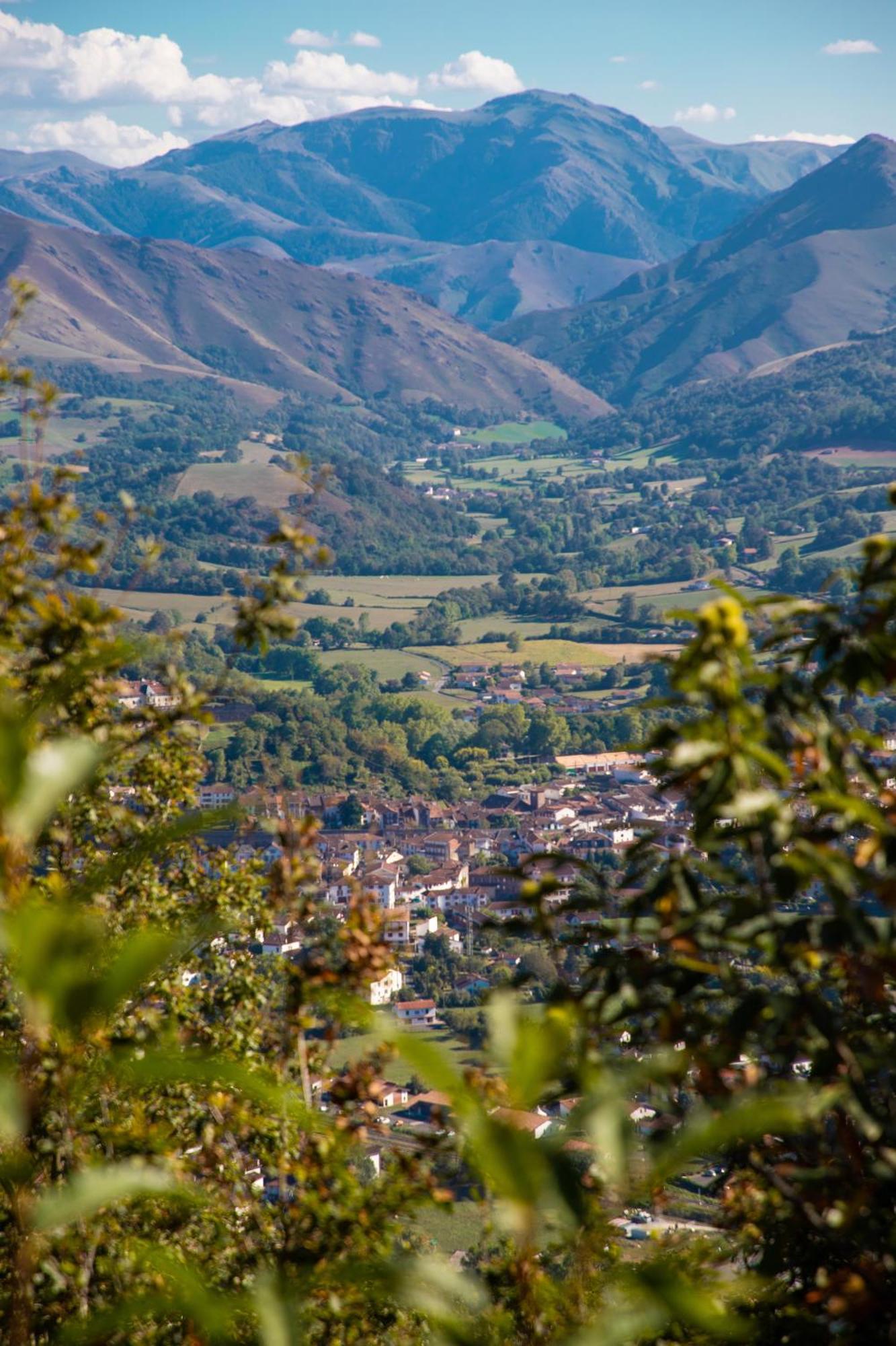 Vvf Residence Pays Basque Saint-Jean-Pied-De-Port Exteriér fotografie