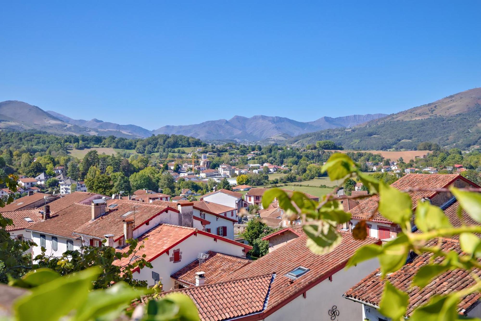 Vvf Residence Pays Basque Saint-Jean-Pied-De-Port Exteriér fotografie